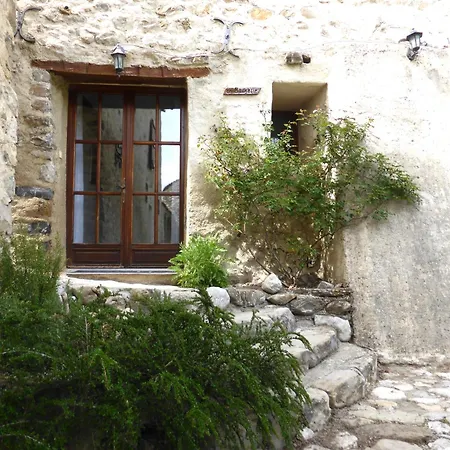 Les Gites Du Chateau La Robine-Sur-Galabre Exterior photo