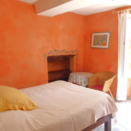 Les Gites Du Chateau La Robine-Sur-Galabre Room photo