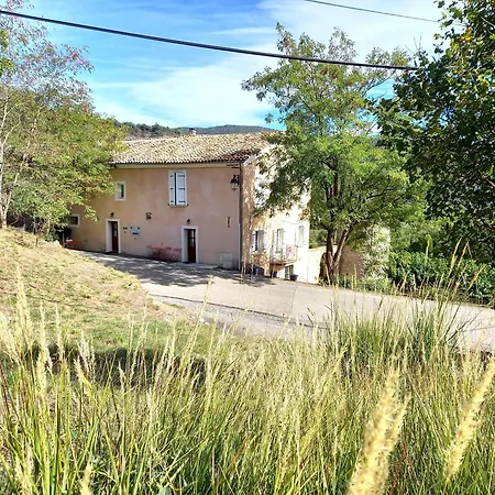 Les Gites Du Chateau La Robine-Sur-Galabre Exterior photo