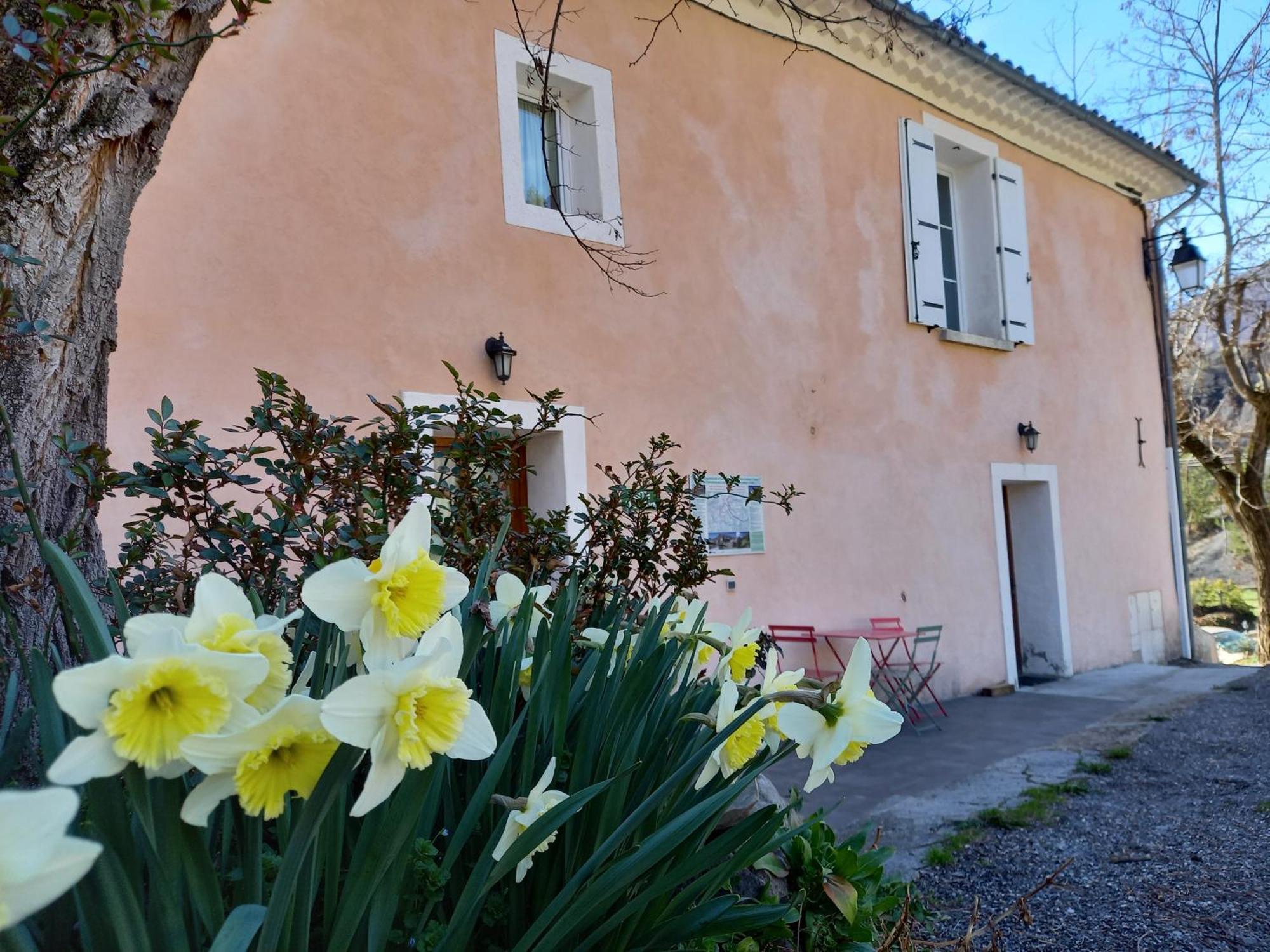 Les Du Chateau Apartment