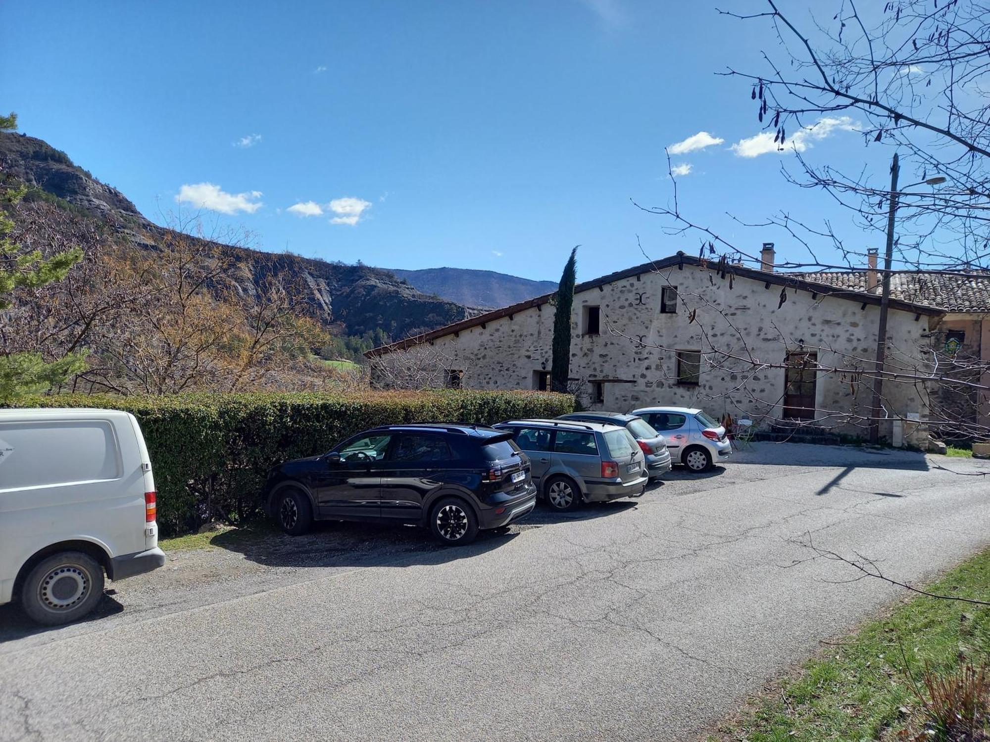 Les Du Chateau