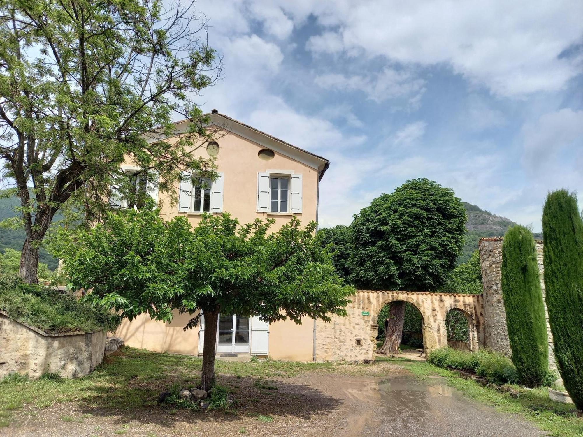 Les Du Chateau Apartamento *