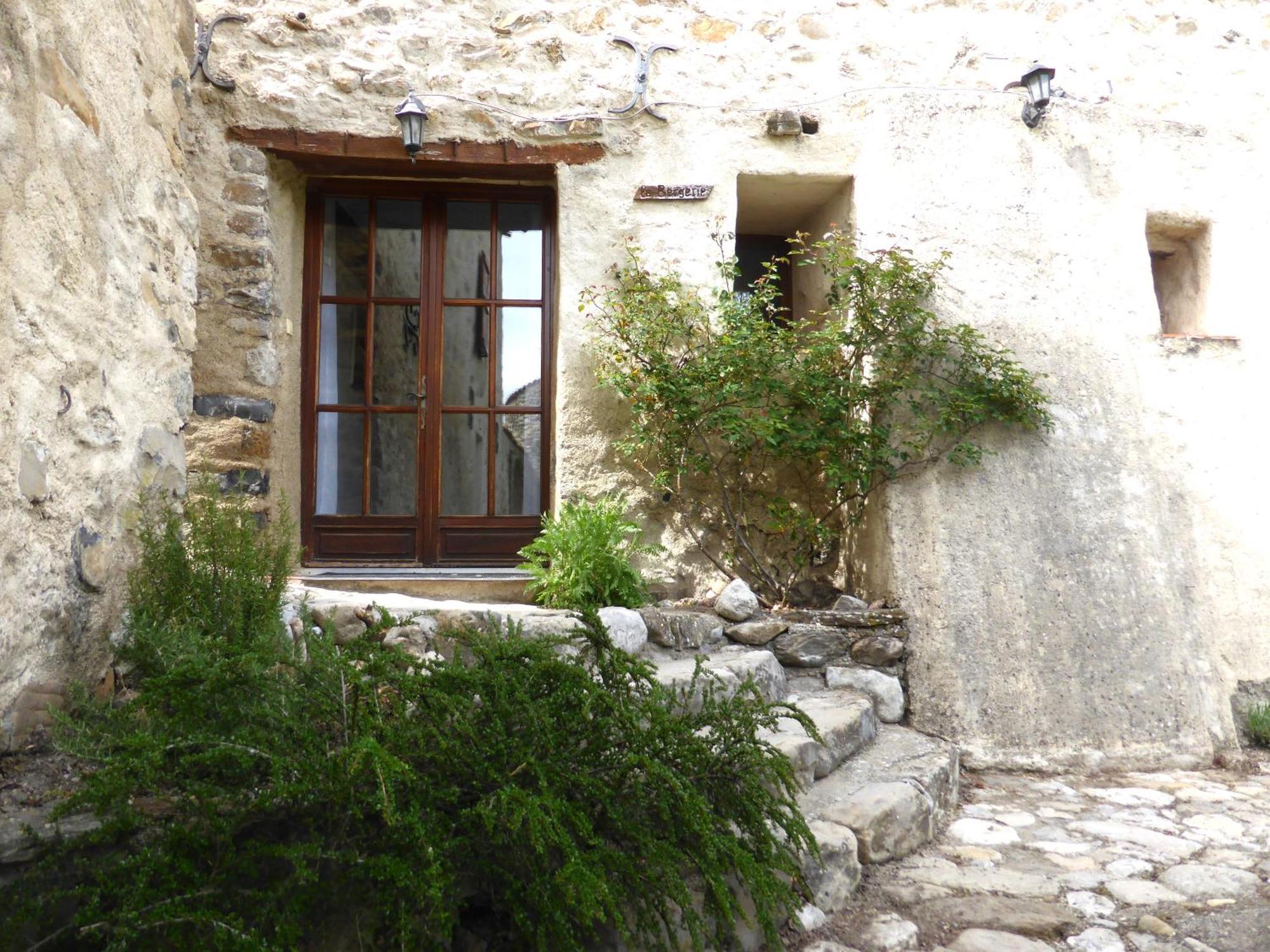 Les Du Chateau * La Robine-Sur-Galabre