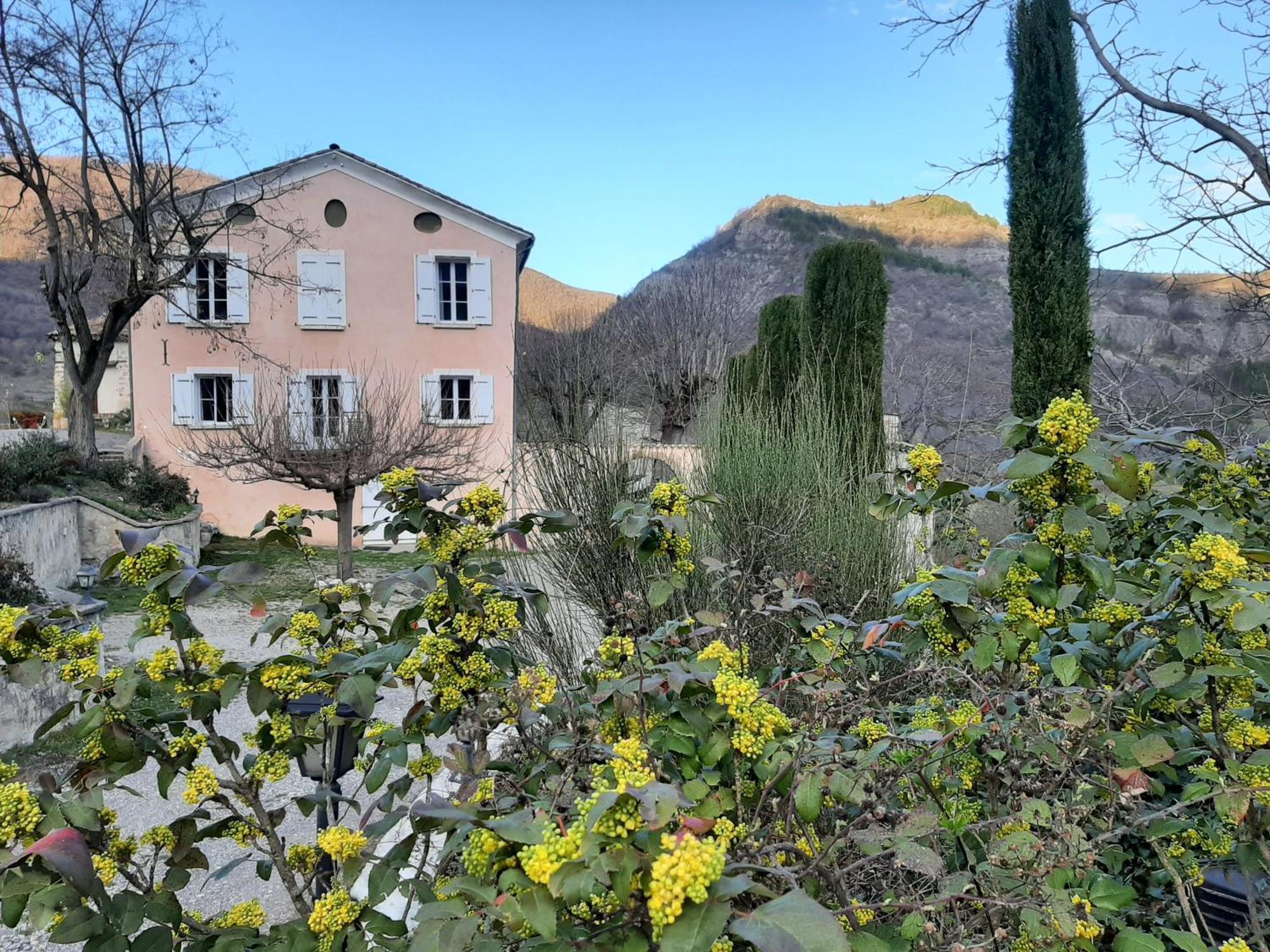 Les Du Chateau Apartamento La Robine-Sur-Galabre