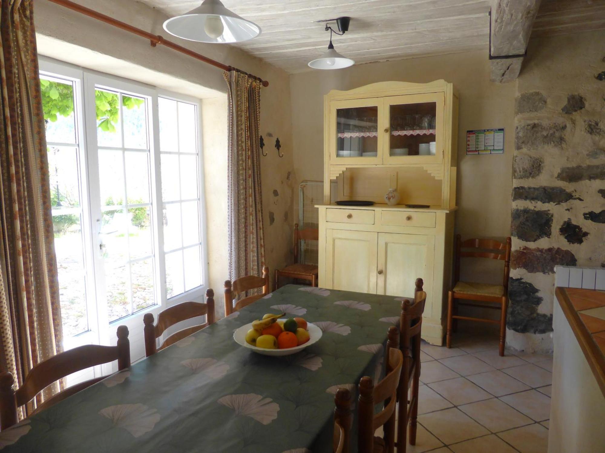 Les Du Chateau Apartment
